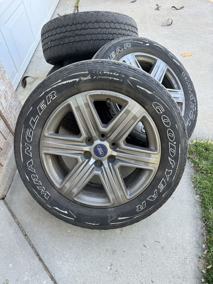 Ford F-150 wheels and tires. Rims and tires. F150