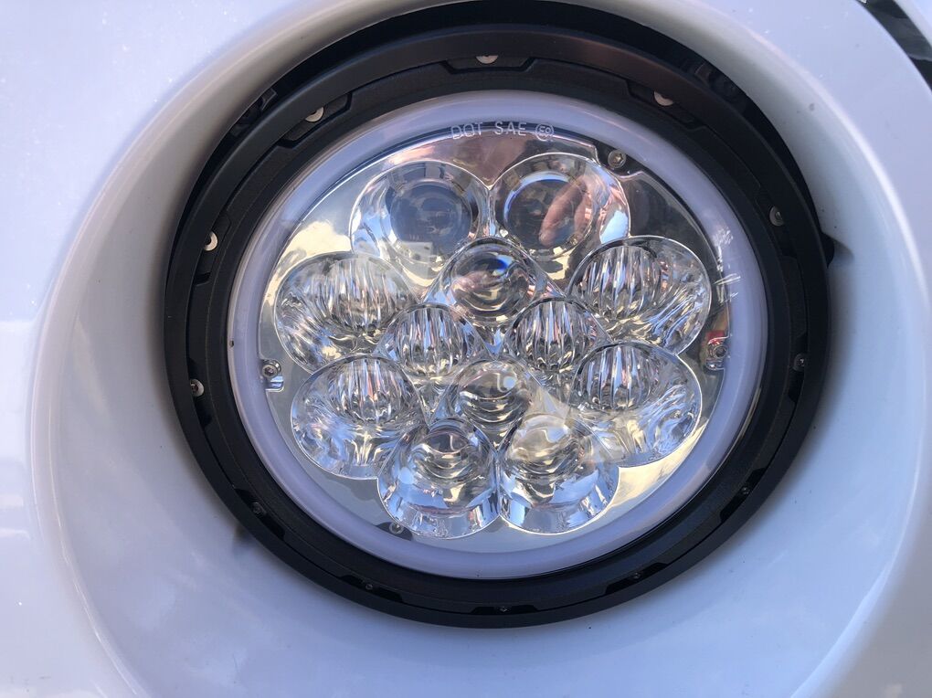 Jeep JK Headlights RGB & Halo DRL