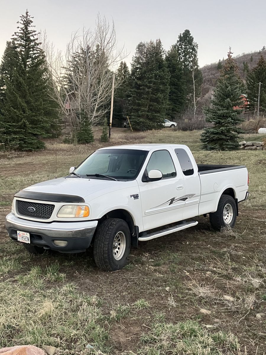 2000 FORD F150 Lariat