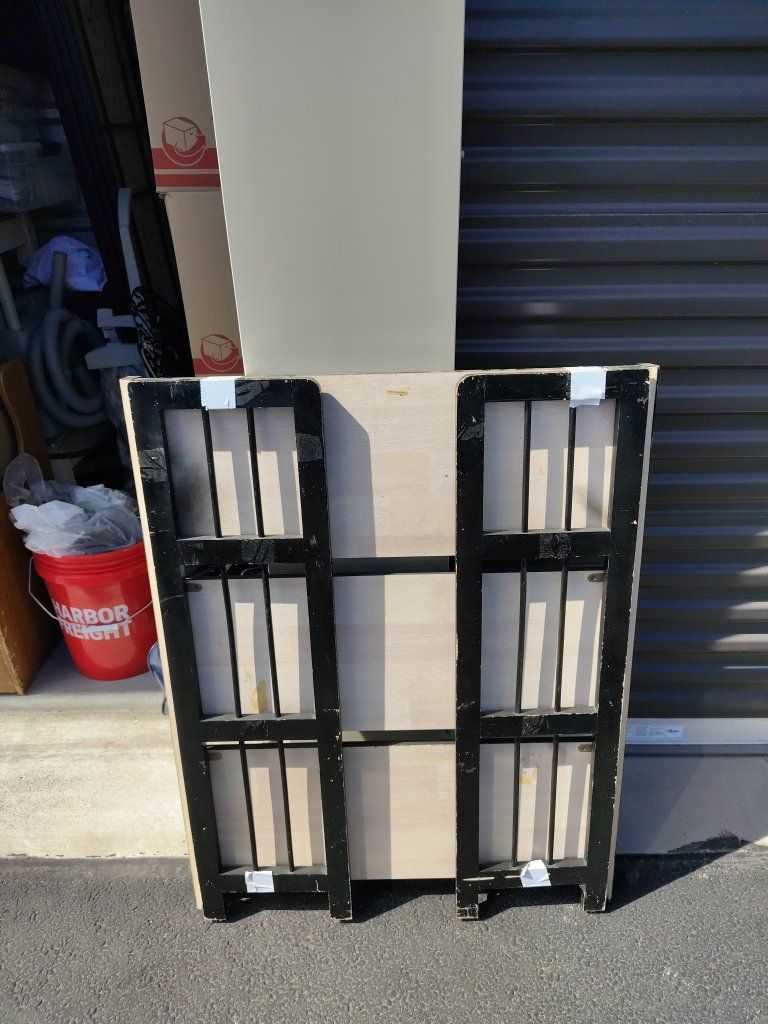 collapsible shelf