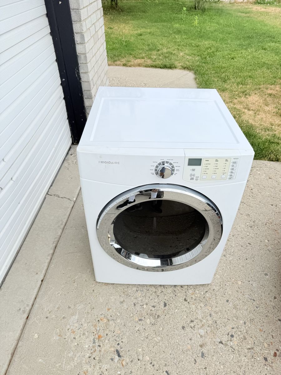 Frigidaire Front Load Electric Dryer White Used Good Condition