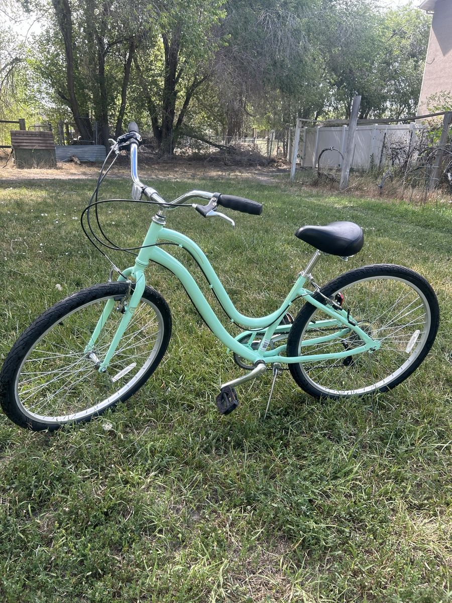 beach cruiser bike