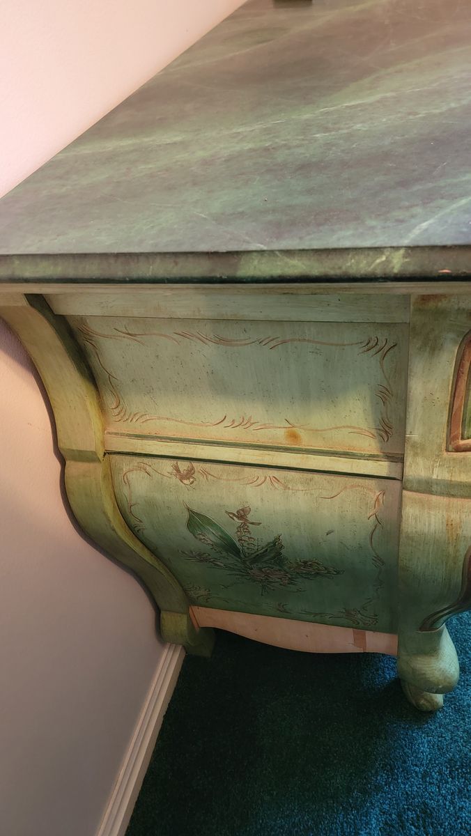 Main image 3