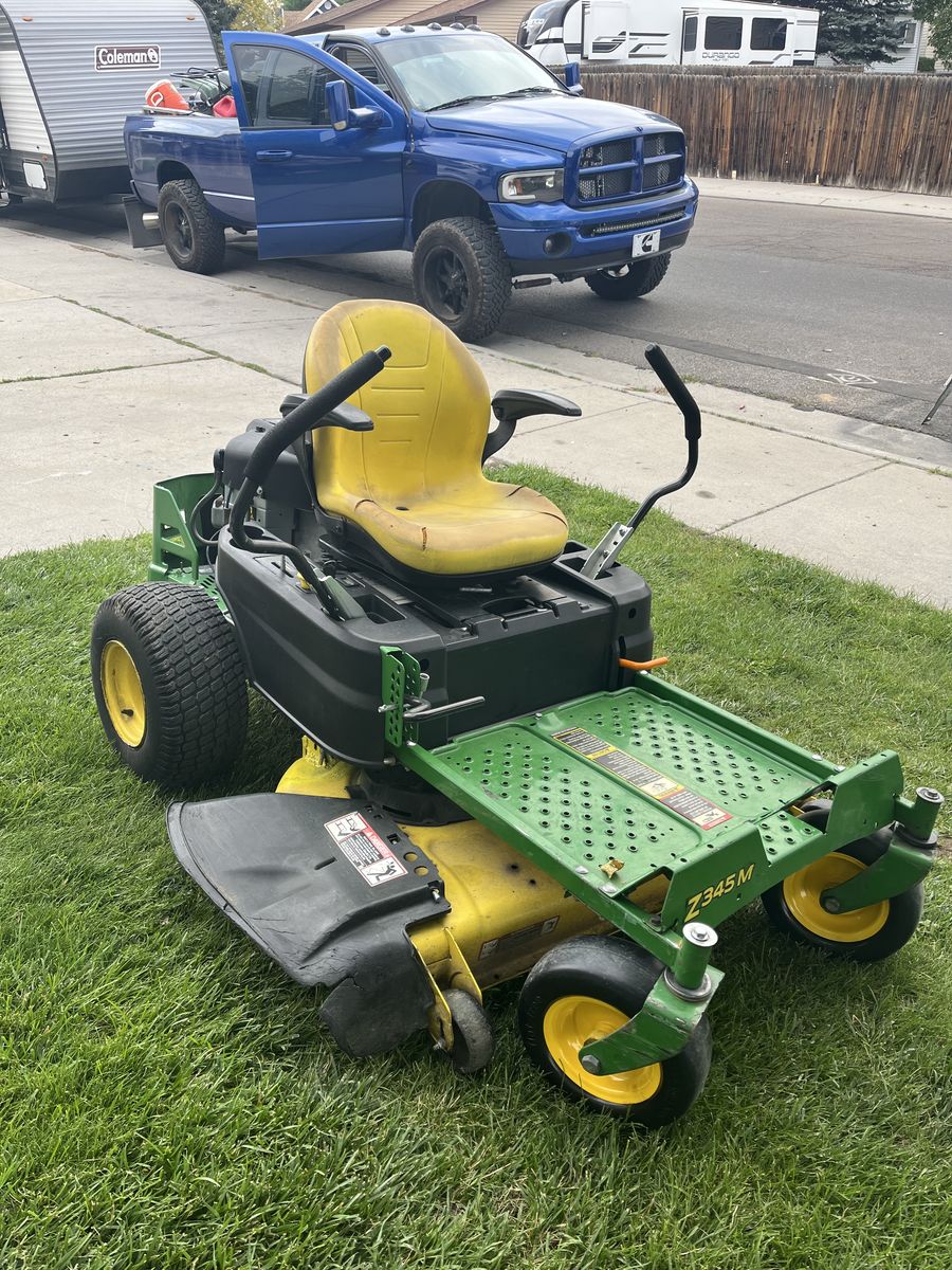 John Deere Z345m Zero Turn