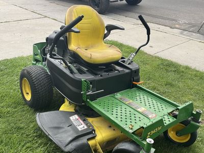 John Deere Z345m Zero Turn
