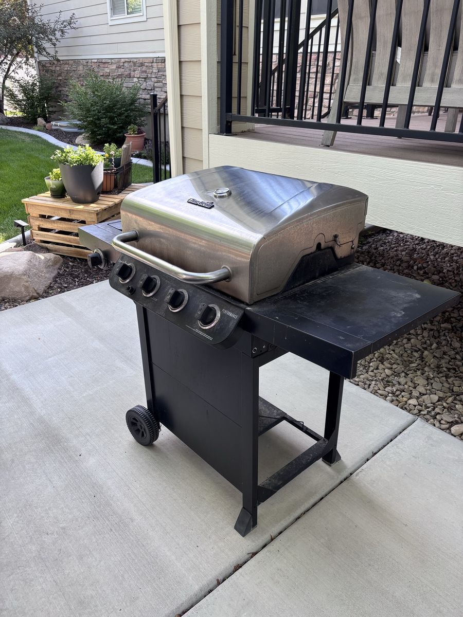 BBQ…Char-Broil Performance Series 4-Burner Propane Gas Grill with Side Burner & Stainless Steel Lid