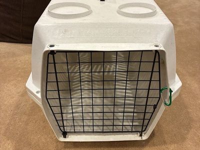 Dog Crate or Dog Kennel