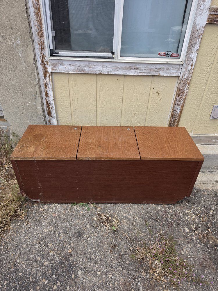 Bench with storage free