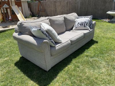 FREE DELIVERY Light grey couch