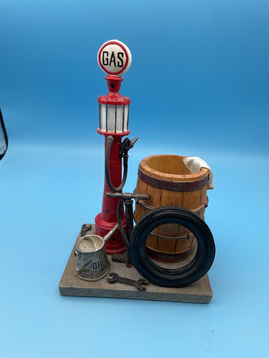 Very Nice Antique Looking Garage Pen and Pencil Holder