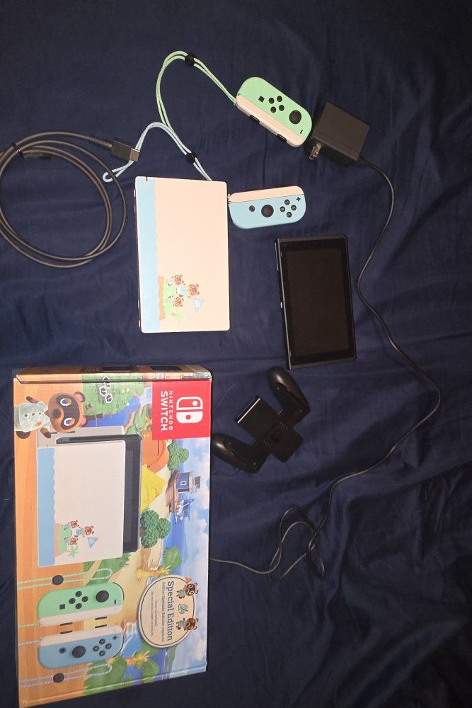 Nintendo Switch Animal Crossing: New Horizons Special Edition Console Bundle Complete in Box