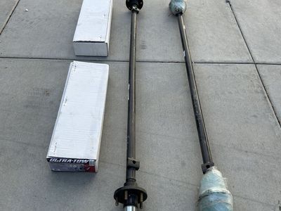 Ultra-Tow trailer Axles with Installation Kit (2000lb-2200lb Capacity)