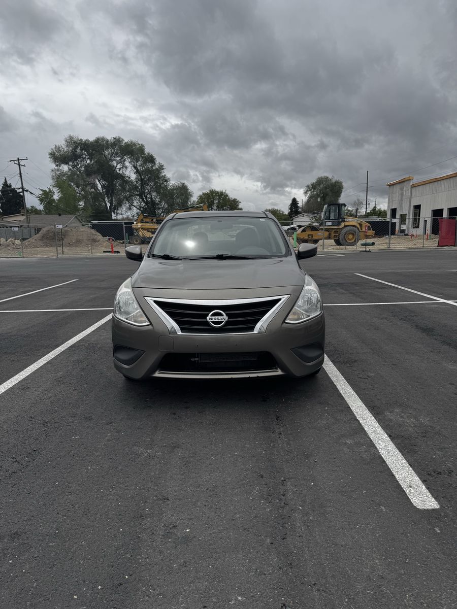 2015 NISSAN VERSA 1.6 SV