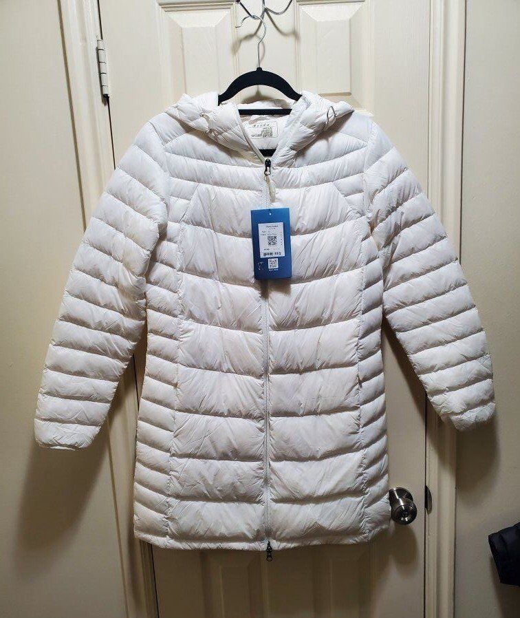 Foida Lightweight Down Puffer Jacket size Medium