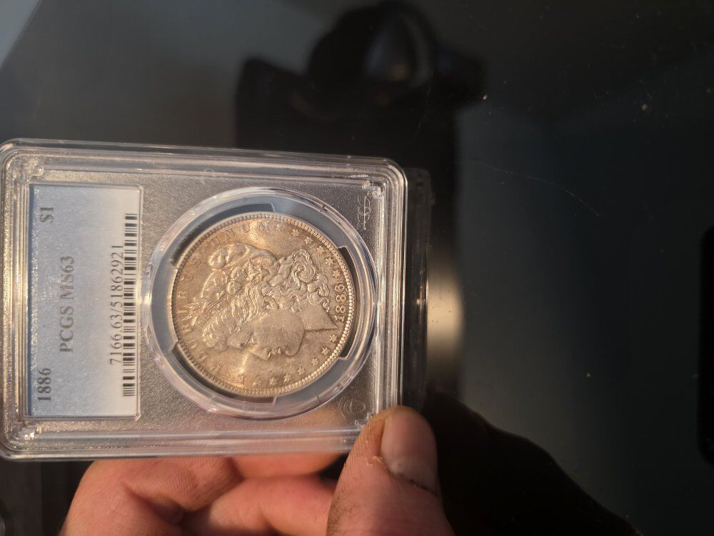 1886 morgan silver dollar