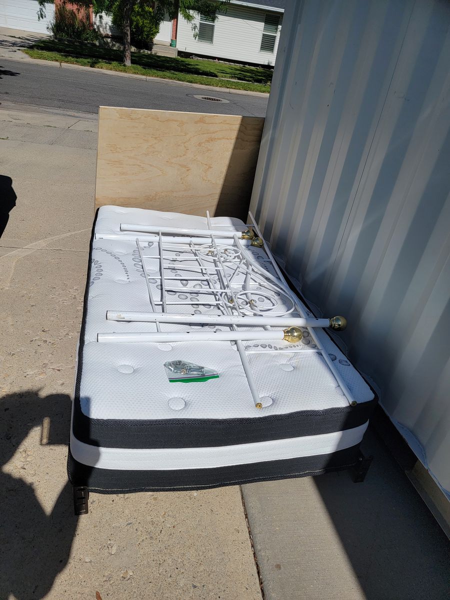 Free Daybed