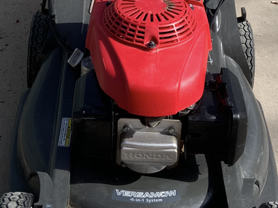 Honda lawnmower HRX self-propelled electric start
