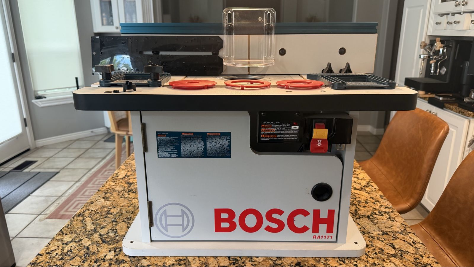 Bosch RA1171 Cabinet Style Benchtop Router Table with Aluminum Face Plate and Dust Collection