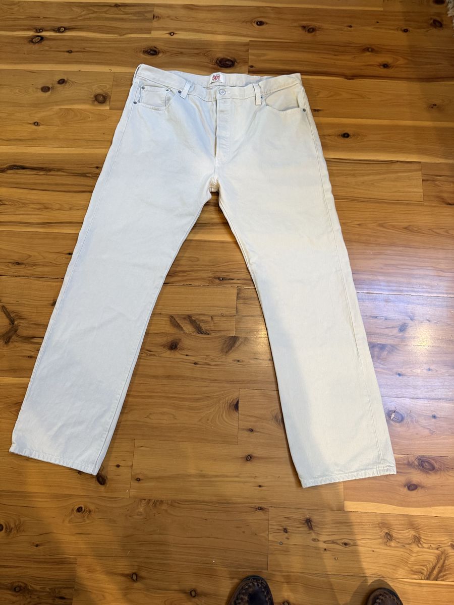 Levis 501 Straight Leg Button Fly Mens Jeans - 40x32 , White, new condition
