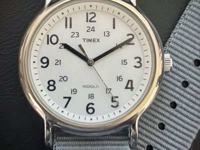 Timex Easy Reader Military 24h Quartz Watch 38mm Indiglo New Grey Nylon Strap New Battery