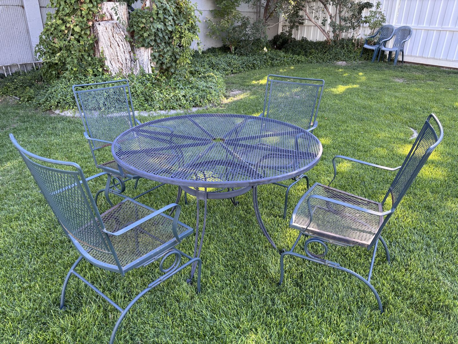 Woodard Patio Furniture Set Read Description!! 