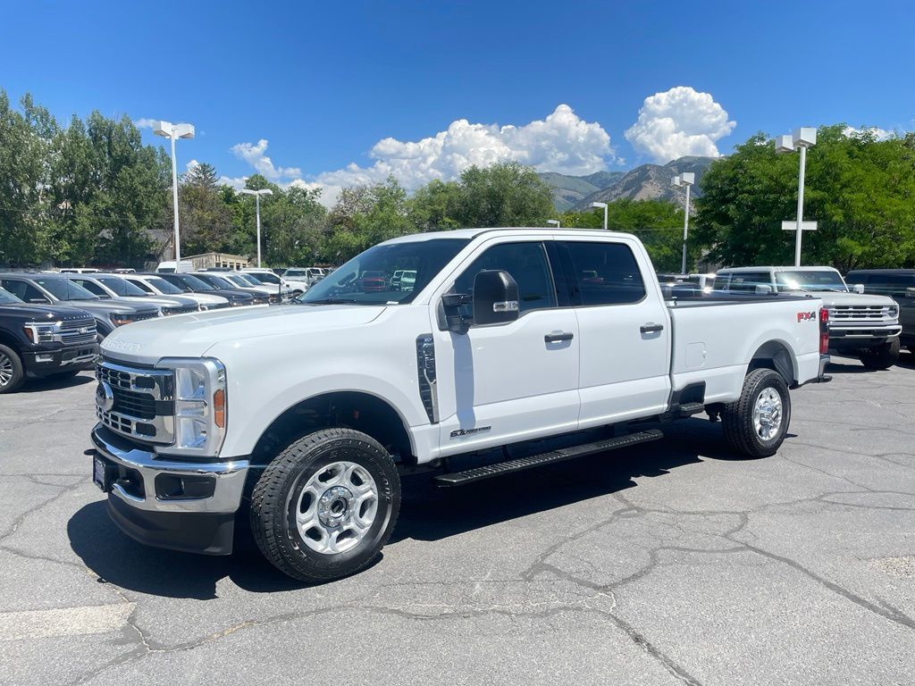 2026 Ford F-350 XLT