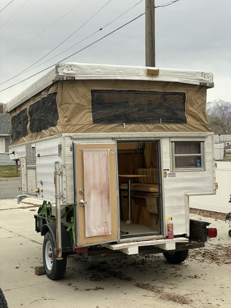 Scamper Pop Up On Trailer