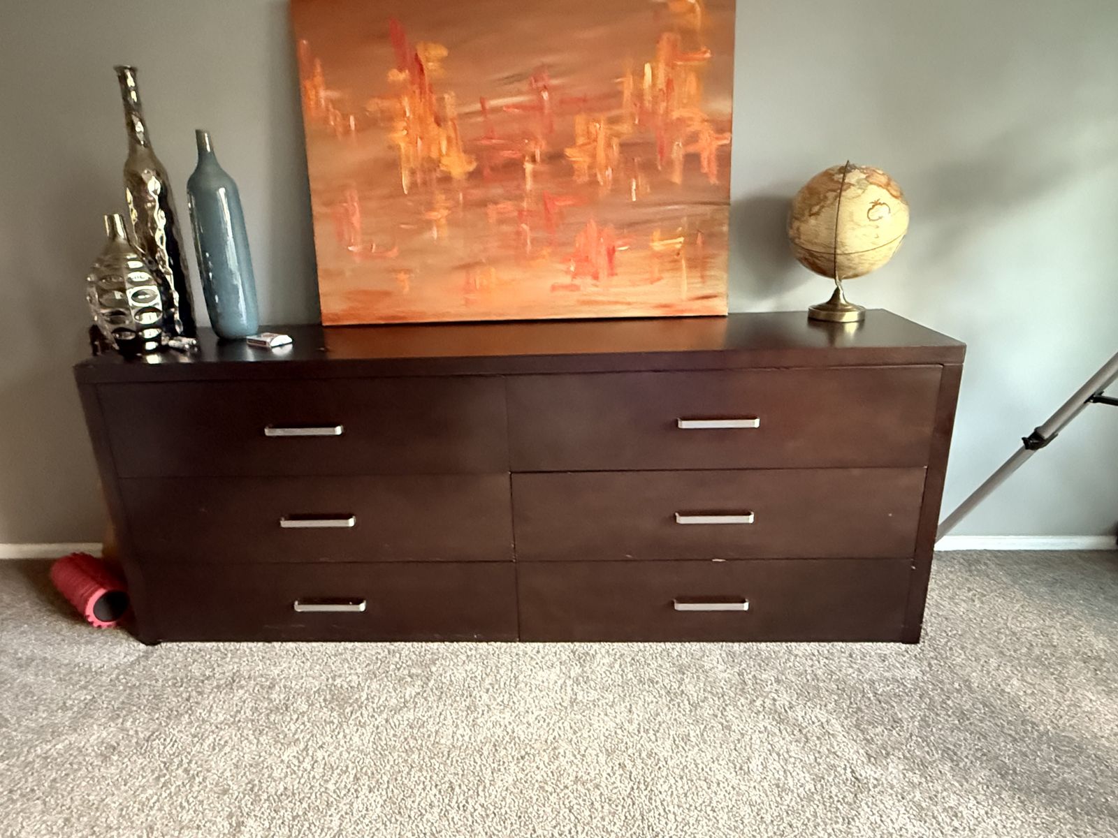 6 drawer dresser / cabinet