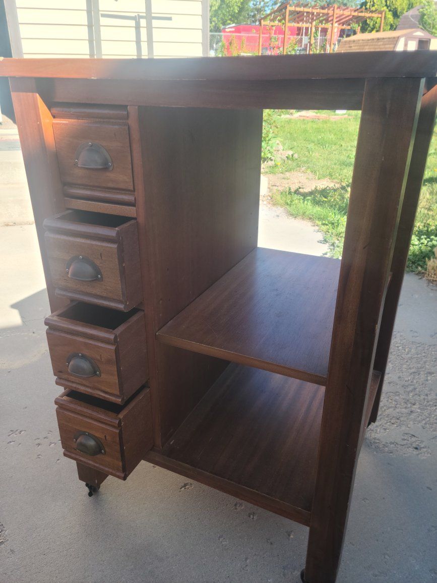 Kitchen island