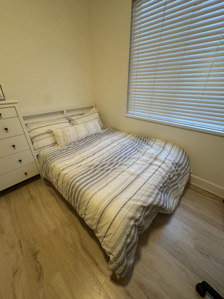 Full Bed Frame & Mattress