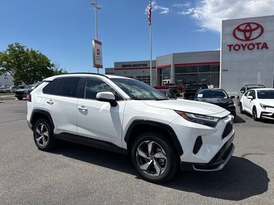 2025 Toyota RAV4 Plug-in Hybrid SE