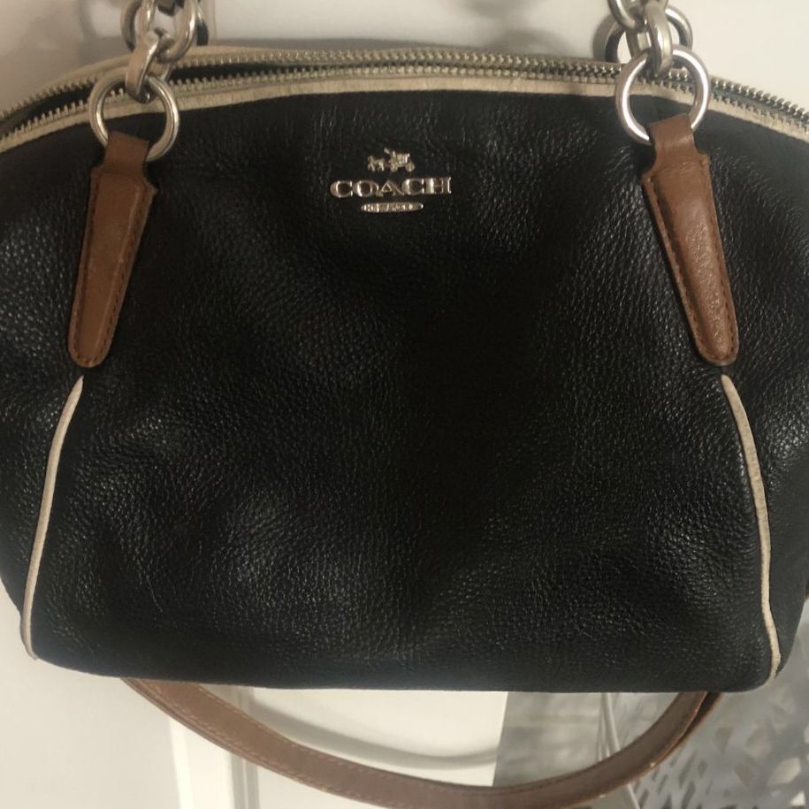 COACH Kelsey Satchel LEATHER BAG