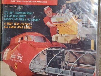 Vintage Hot Rod Magazines and vintage magazine holder (40s-60s)