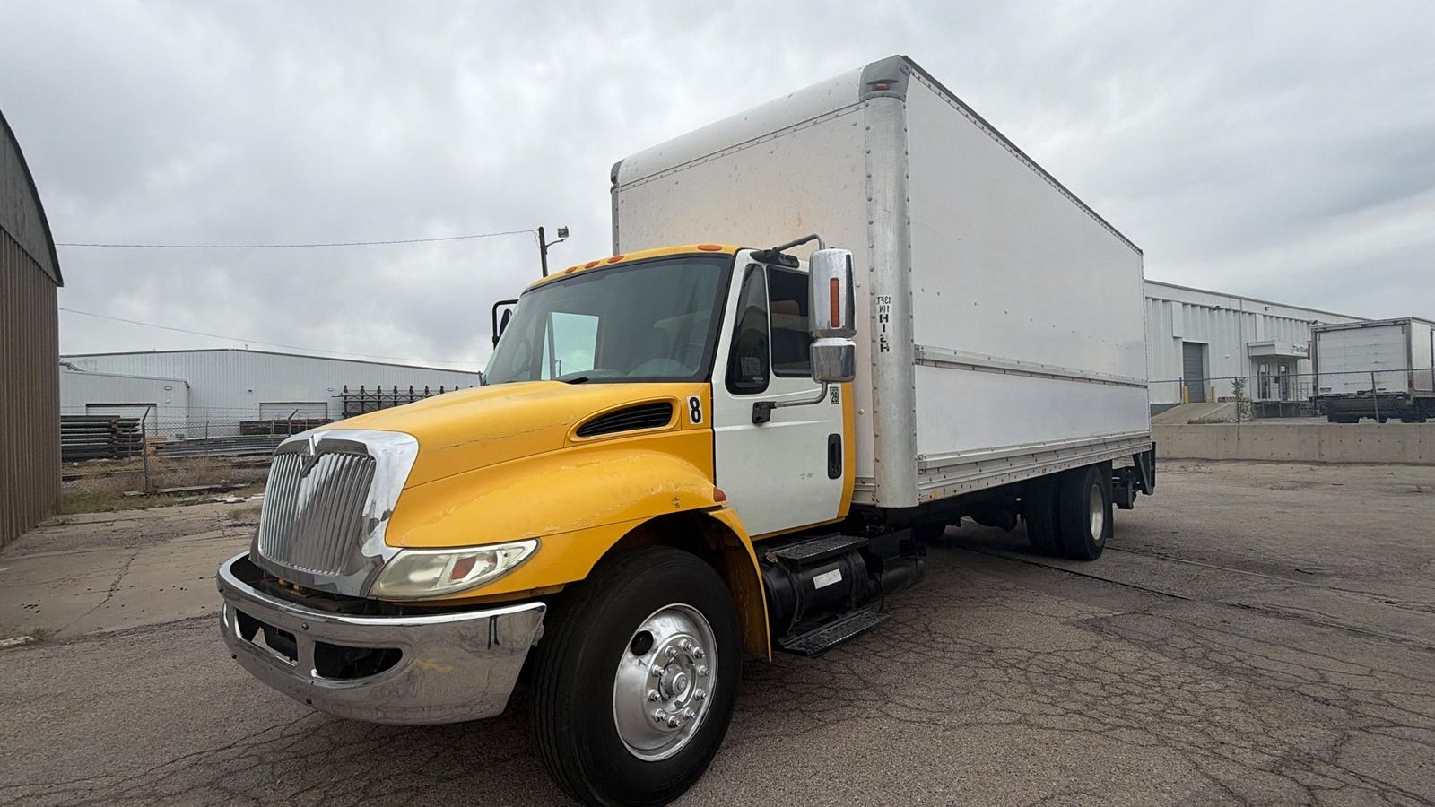 2006 International DuraStar 4300 
