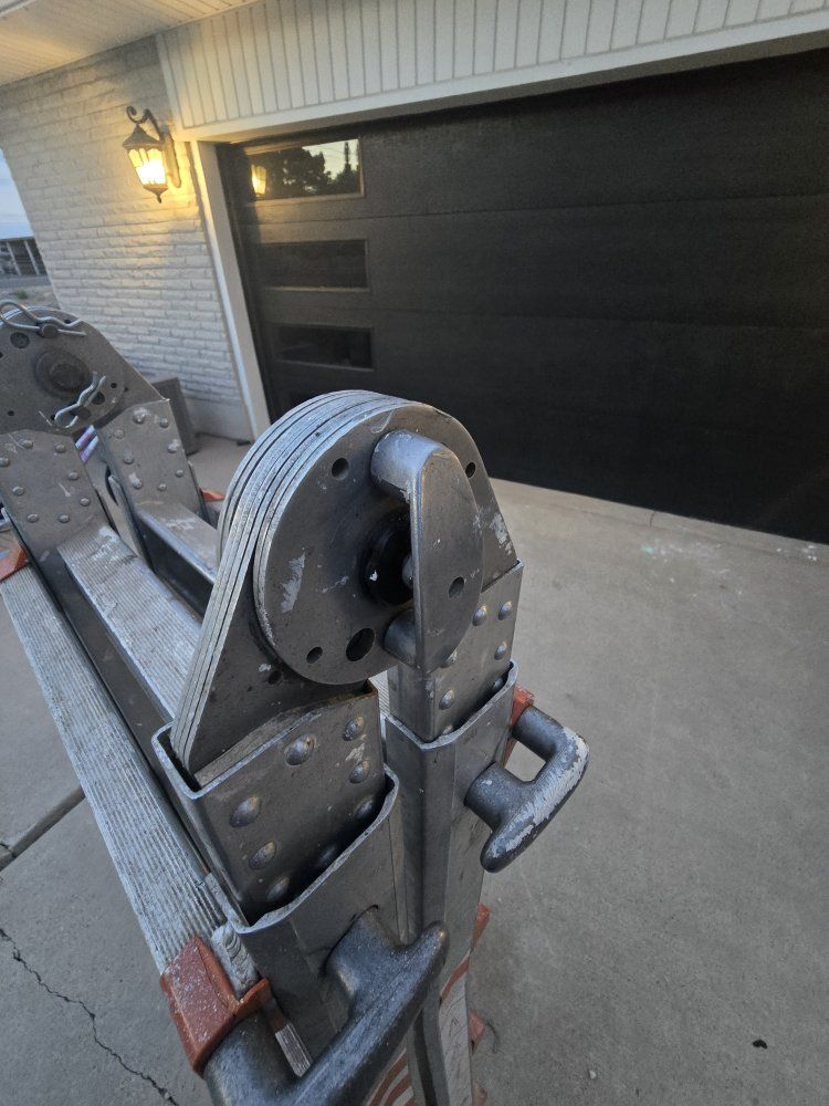 Main image 4