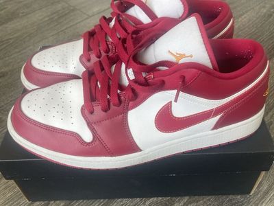 Jordan retro 1