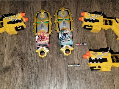 Vintage Power ranger deluxe dino super charge Morpher Yellow Blaster Gun collectibles