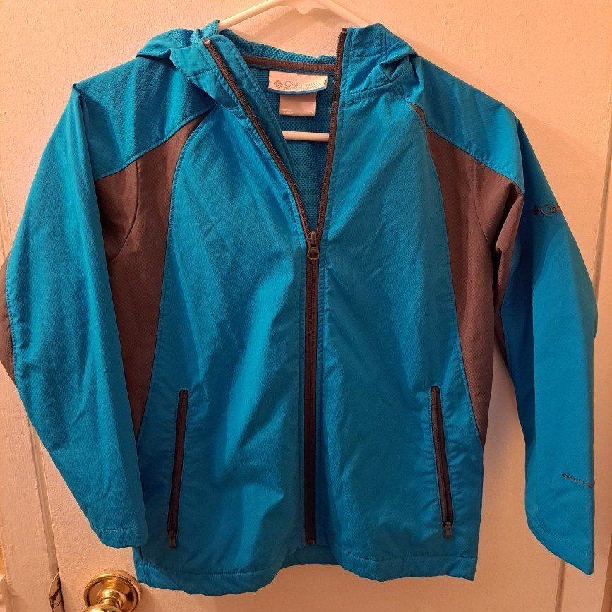 Kids Columbia brand light weight jacket 