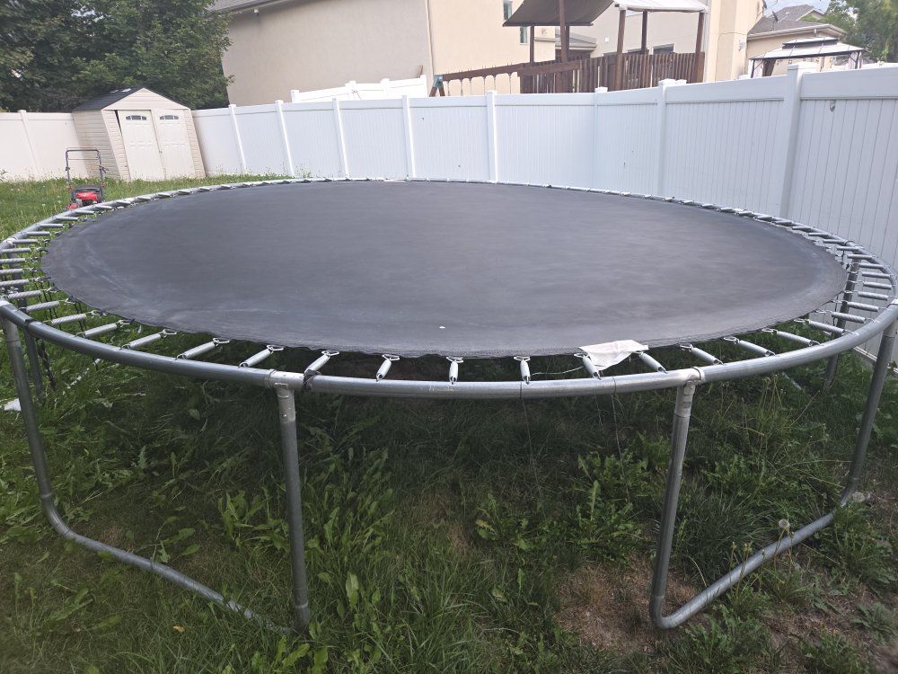 trampoline 