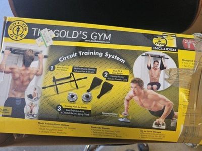 Gold's Gym Circuit Training System - Multi-Training Door Station, Push-Up Stands, Ab/Core Straps