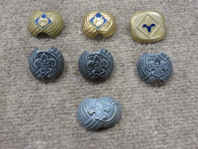 LOT OF VINTAGE CUB AND BOY SCOUT NECKERCHIEF SLIDES - SELLING AS A LOT!