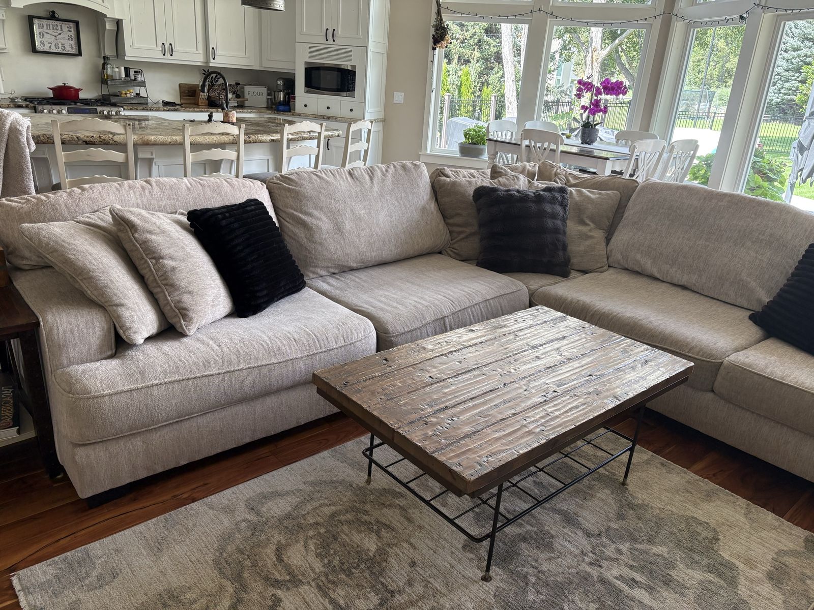 Super soft Large Beige Sectional Sofa 