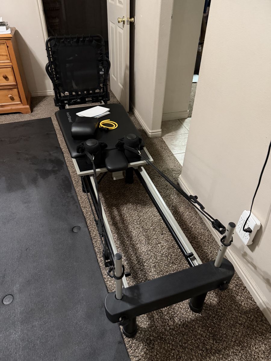 AeroPilates Pilates Reformer Machine