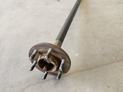 2014 Ford F150 Raptor drivers side axle