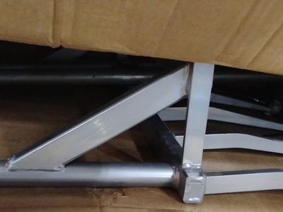 NEW $169 5-tine heavy duty broad fork garden tool
