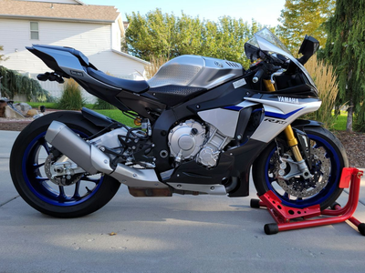 2015 Yamaha YZF-R1 M