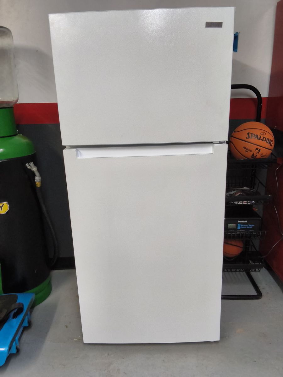 14.2 Cubic Foot Fridge