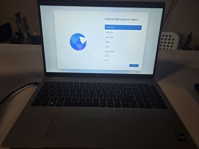 Dell Latitude 5521