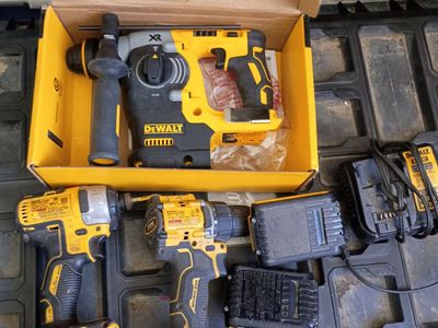 DeWalt package