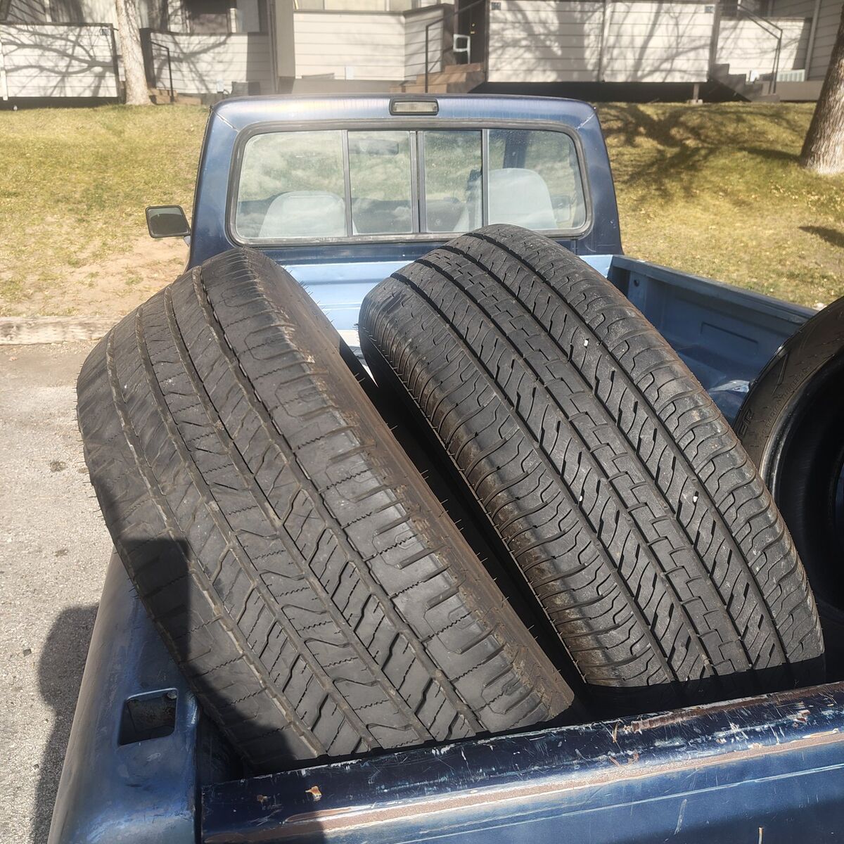 (2)Laugenn 245/65R17